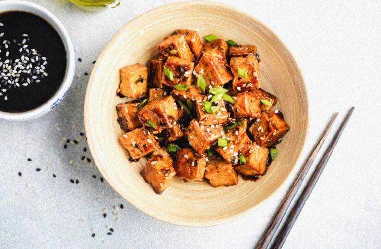Elevate Your Tofu Game with Irresistible Dipping Sauces!