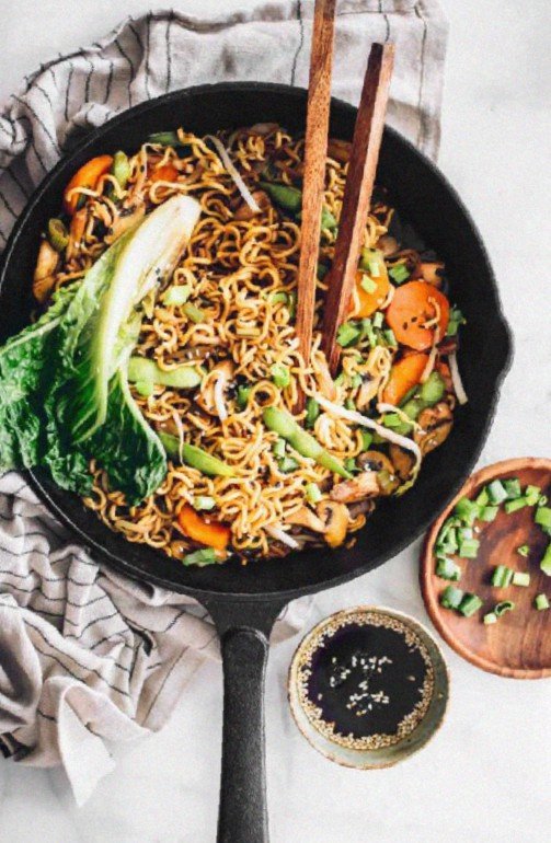 Vegan Chow Mein Noodles