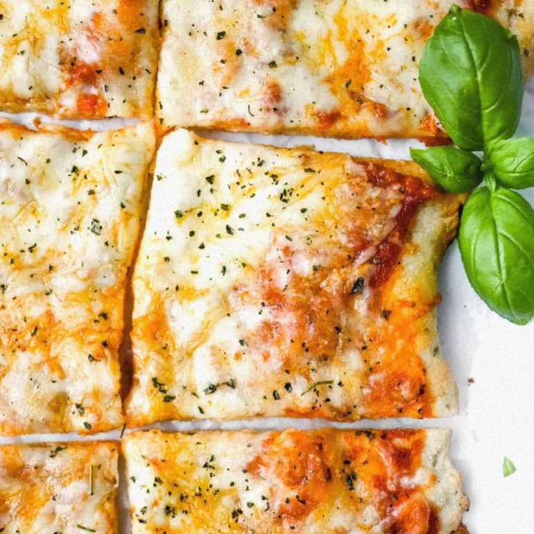 Irresistible Homemade Flatbread Pizza Delight