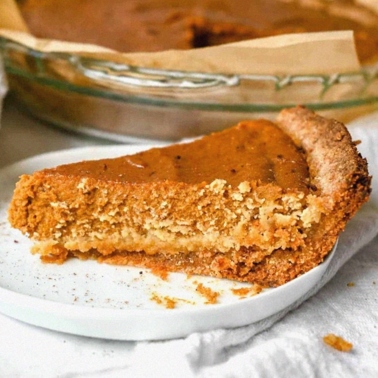 Irresistible Healthy Pumpkin Pie: A Fall Delight for Your Taste Buds