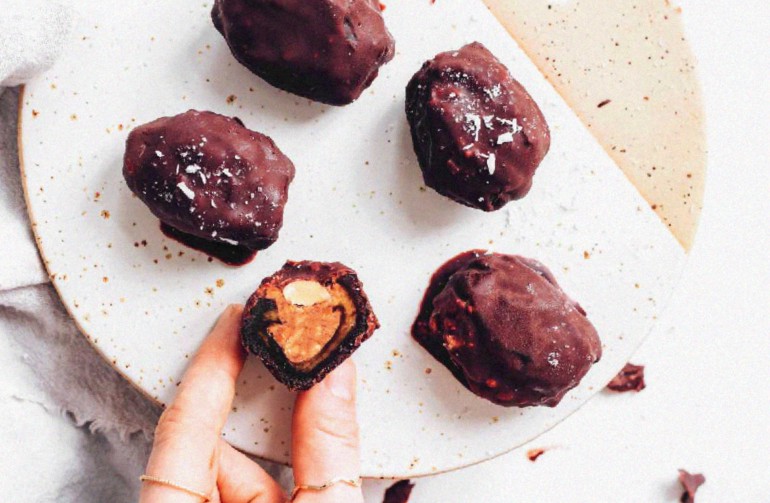 Indulge Your Taste Buds with Delectable Chocolate-Covered Snickers Dates