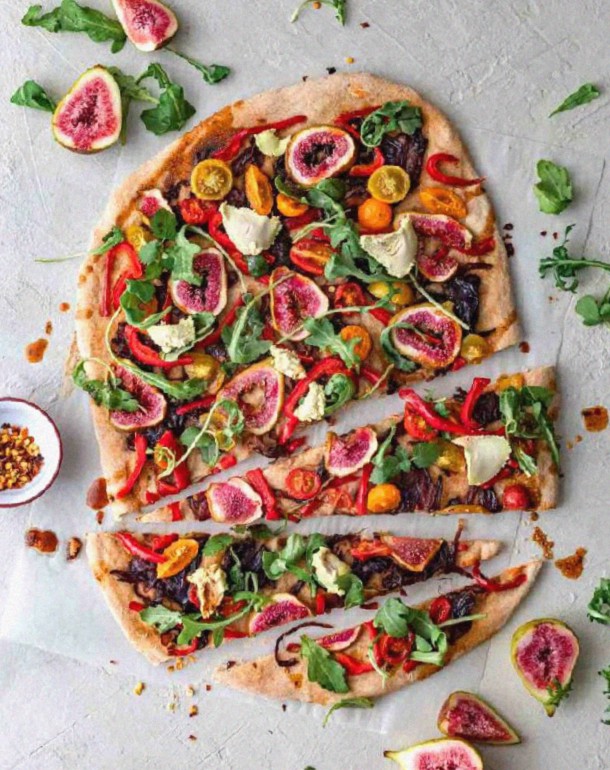 Caramelized Onion Fig Pizza