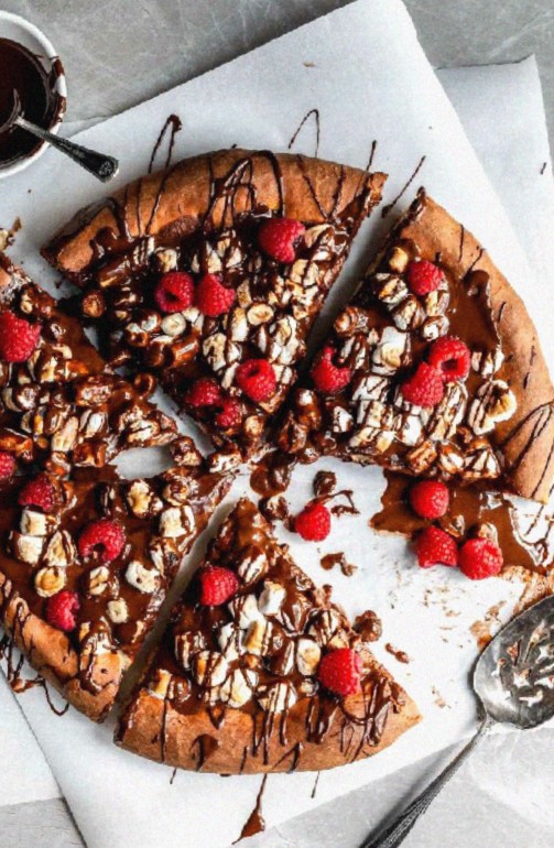 Rocky Road Dessert Pizza