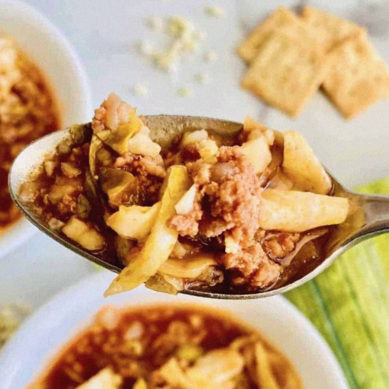 Slow Cooker Cabbage Roll Soup