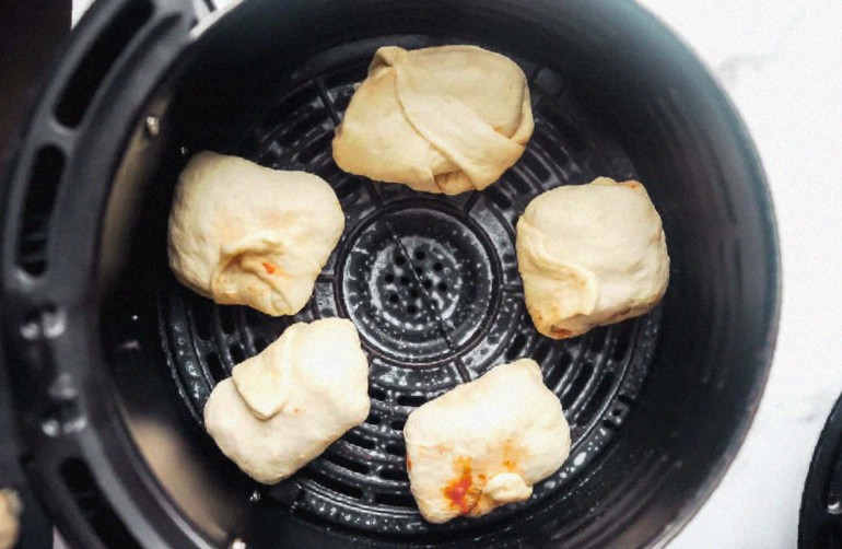 Cooked Air Fryer Pizza Rolls