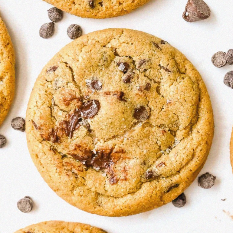 Chewy & Gooey Oat Flour Chocolate Chip Cookies