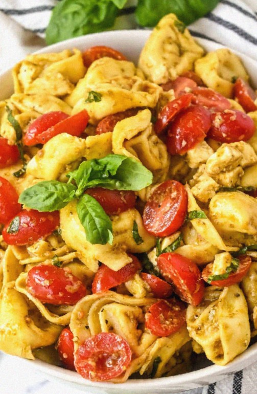 Tantalizing Pesto Tortellini Salad