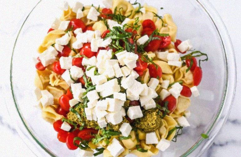 Pesto Tortellini Salad Assembly