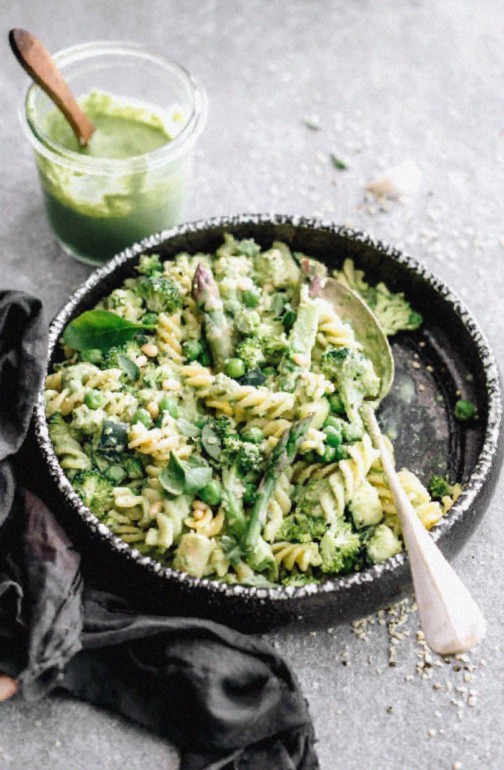 Easy Pesto Pasta