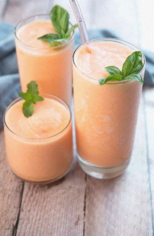 Cooling Cantaloupe Smoothie