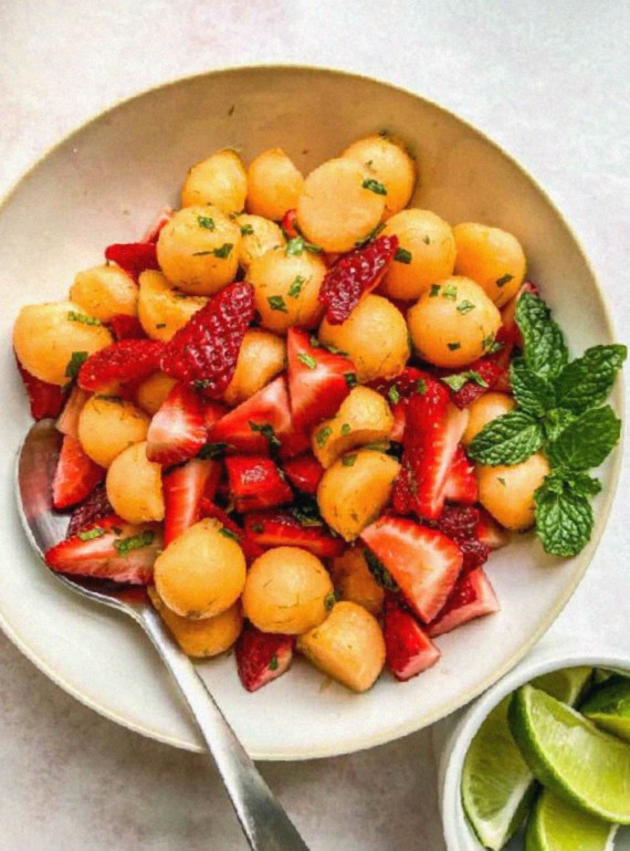 Strawberry Cantaloupe Salad